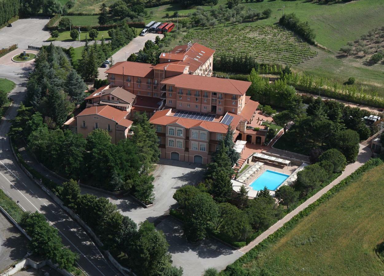 Relais La Fattoria Hotel Melfi Exterior photo